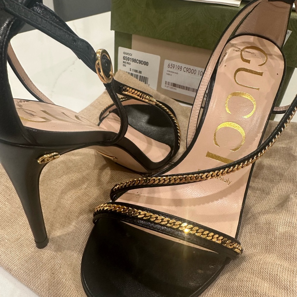 Gucci Black Heels with Gold Chain Detail
